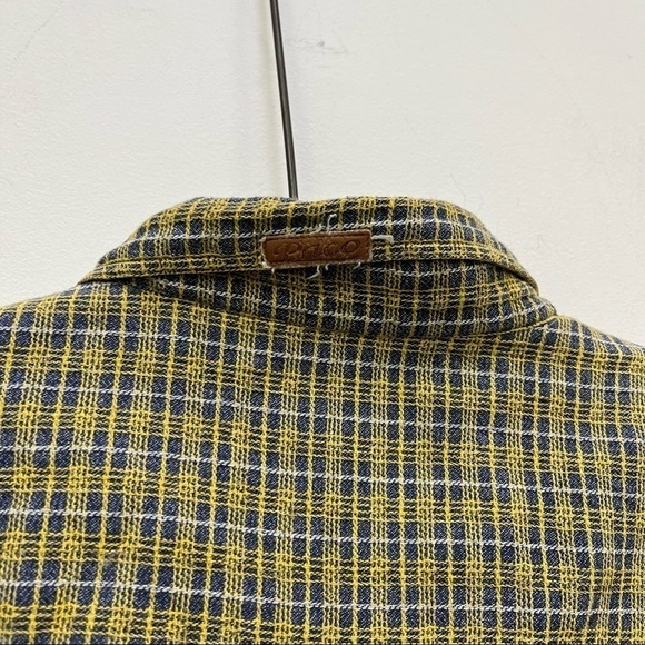 Paco Basics Woven Button Down - Picture 6 of 7